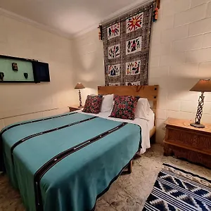 Albergue Yellow House, Antigua
