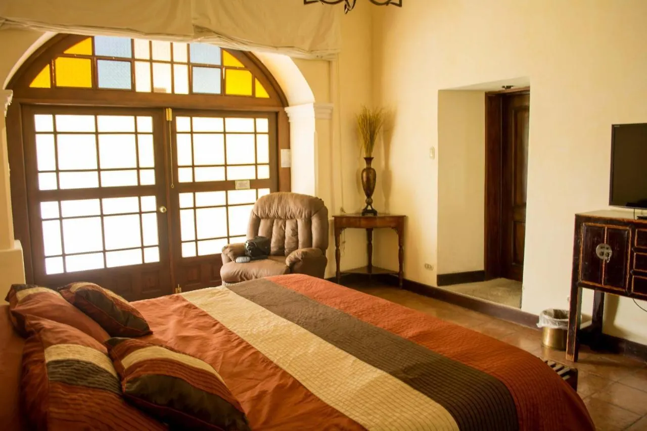 Hotel Aurora Antigua