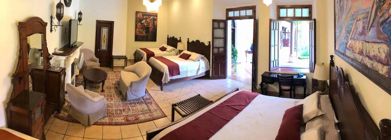 ****  Hotel Aurora Antigua Gwatemala